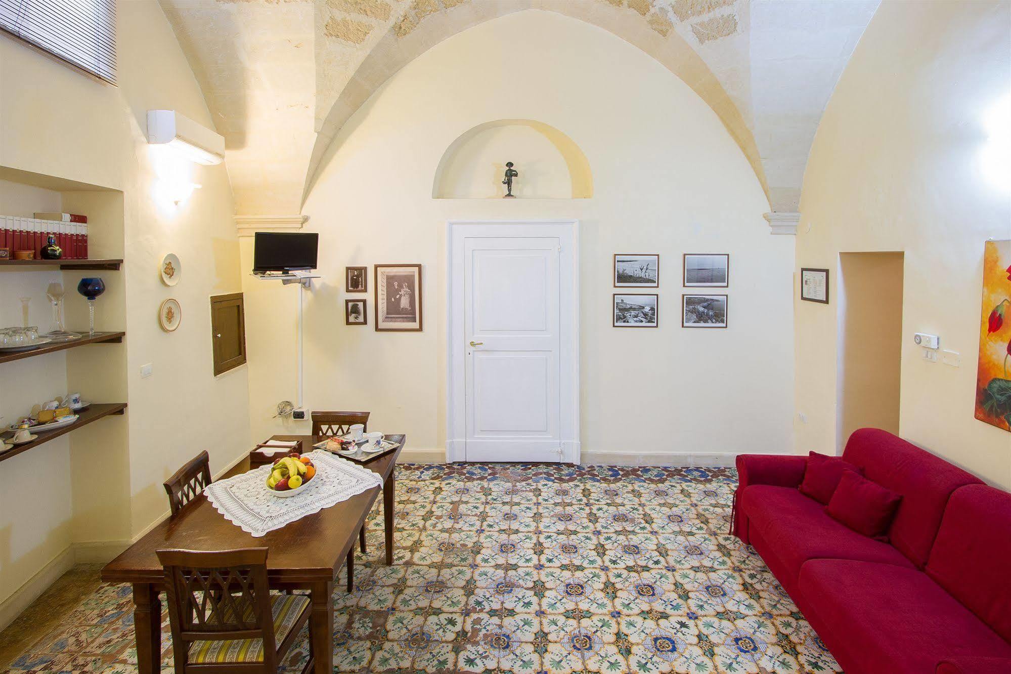 B&B Casa Li Santi Lecce Kültér fotó