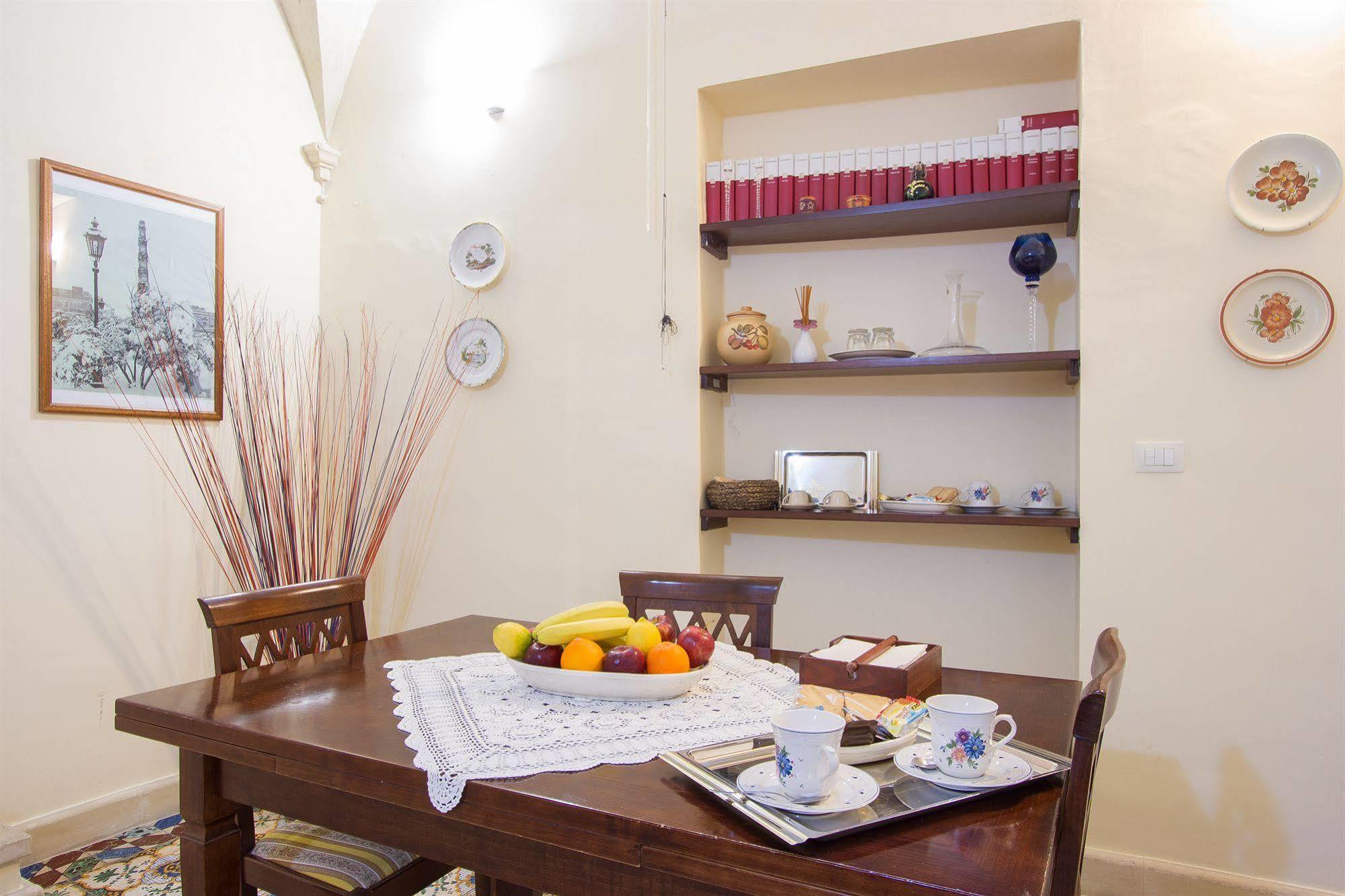 B&B Casa Li Santi Lecce Kültér fotó