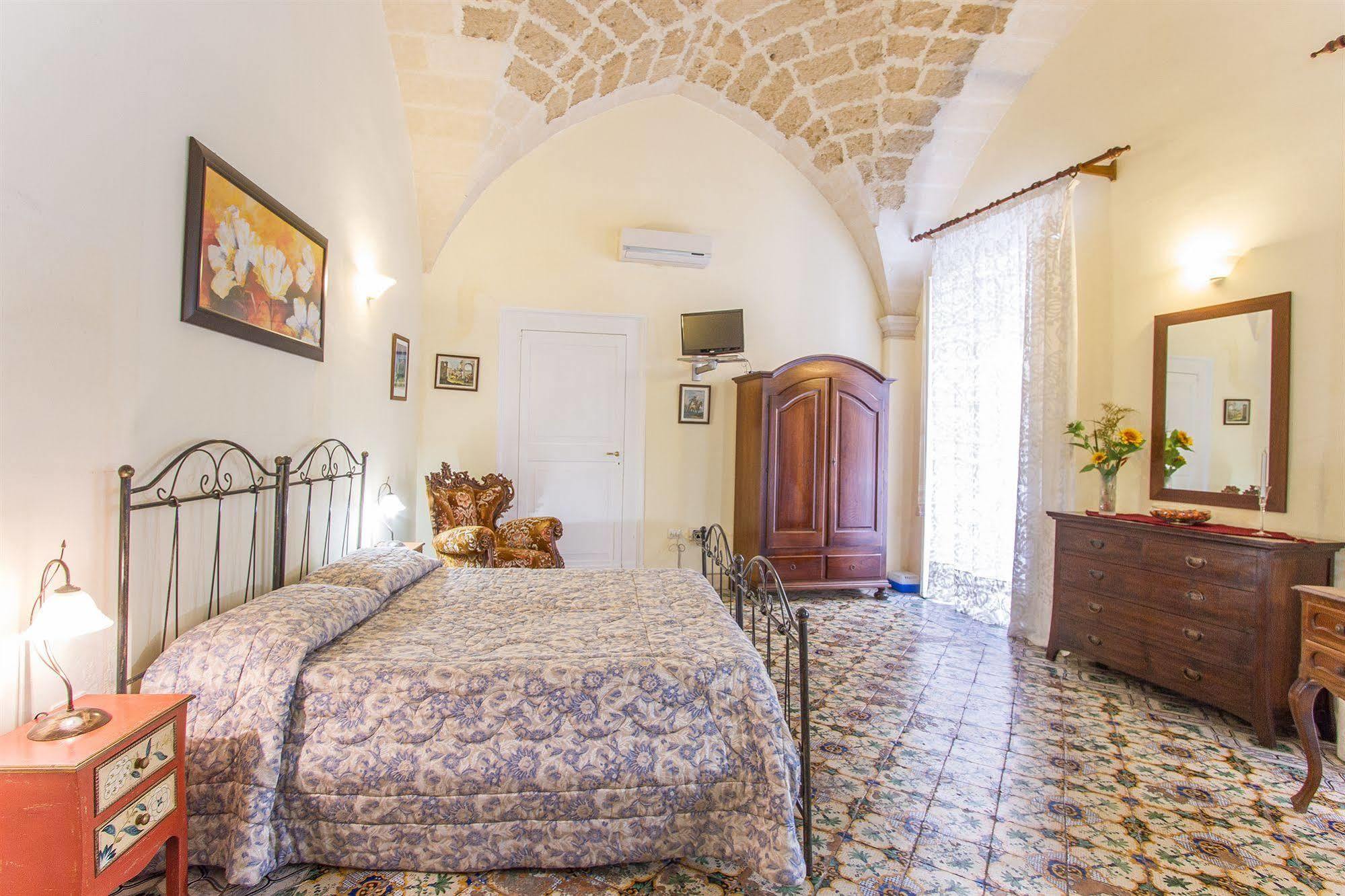 B&B Casa Li Santi Lecce Kültér fotó