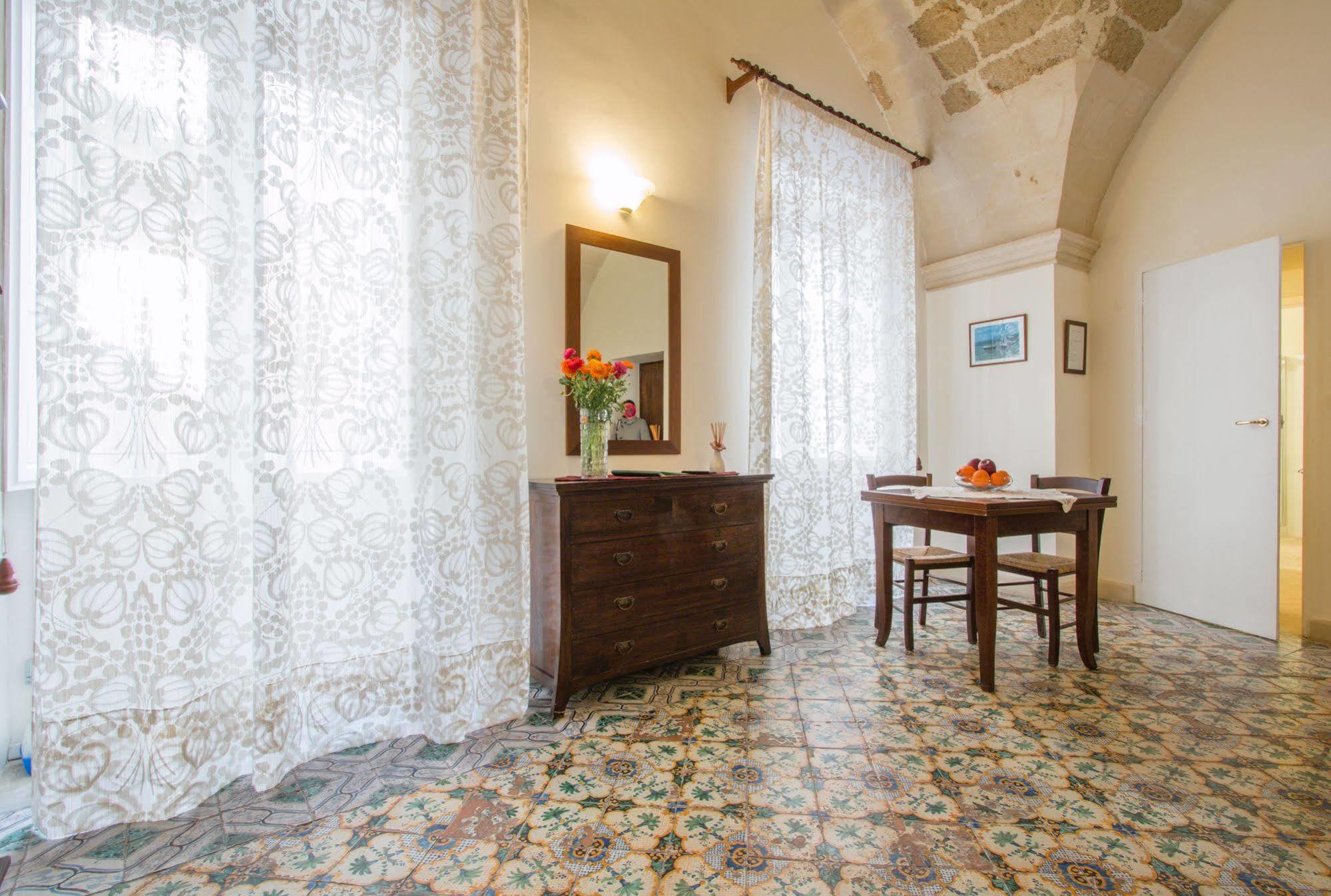 B&B Casa Li Santi Lecce Kültér fotó