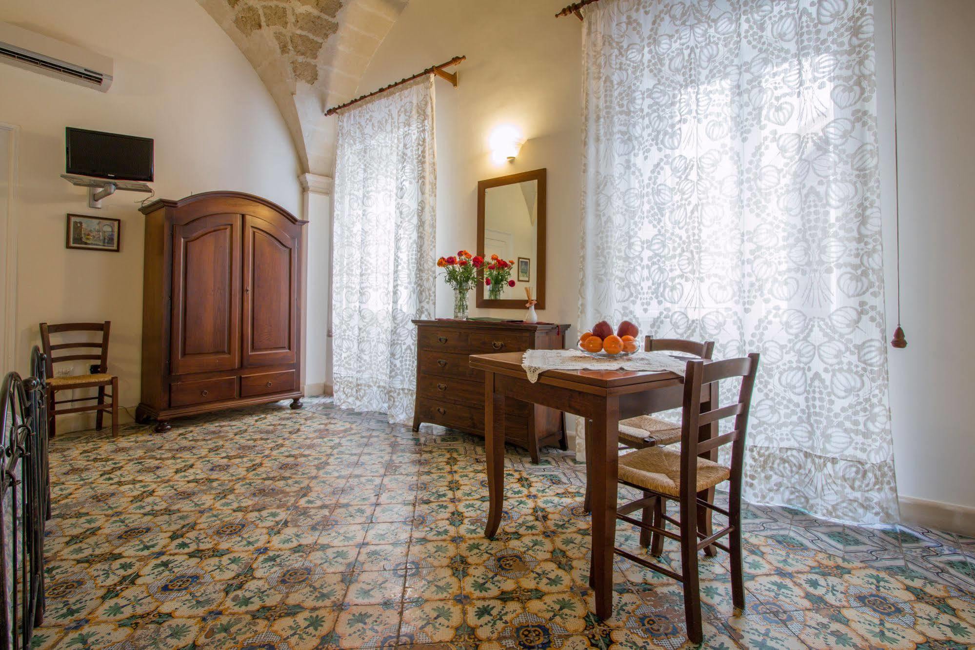 B&B Casa Li Santi Lecce Kültér fotó
